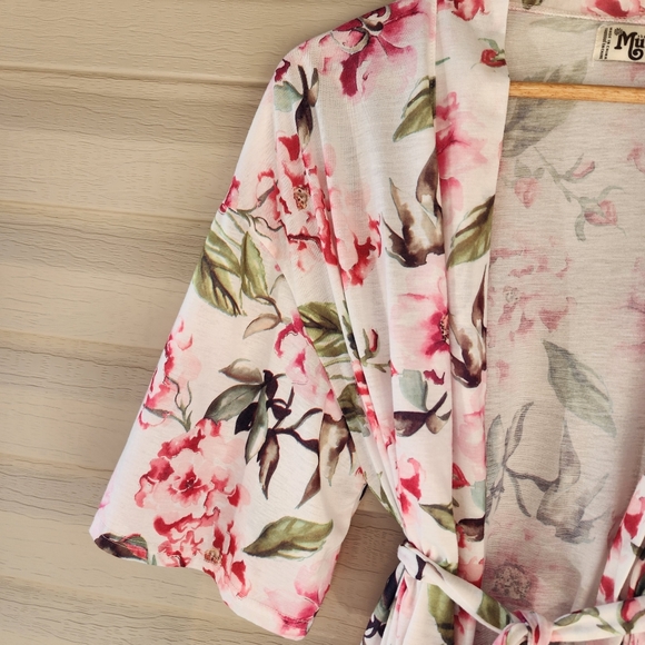 Show me your Mumu Brie robe garden of blooms floral roses - Picture 7 of 14